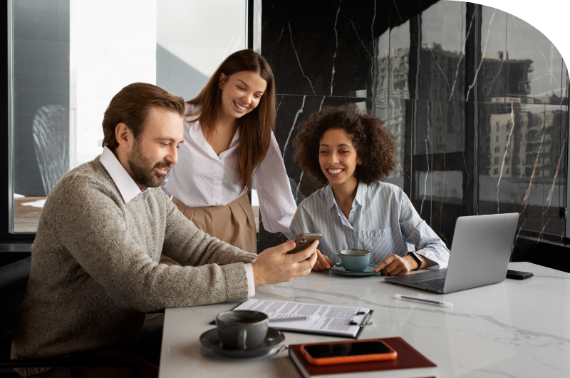 satisfação dos clientes e colaboradores